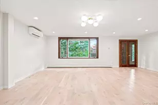 1-52 Whitson St, Forest Hills, NY 11375 - Photo 5