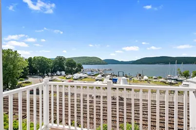 225 Waterside Close, Peekskill, NY 10566 - Photo 9