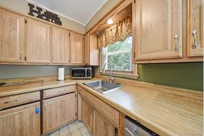 24 Mountain Avenue, Middletown, NY 10940 - Photo 19