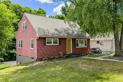 24 Mountain Avenue, Middletown, NY 10940 - Photo 3