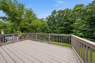 24 Mountain Ave, Middletown, NY 10940 - Photo 11