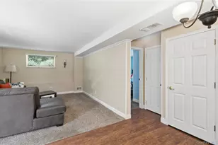50 Amsterdam Rd, Smithtown, NY 11787 - Photo 25