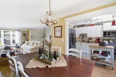 50 Amsterdam Road, Smithtown, NY 11787 - Photo 11