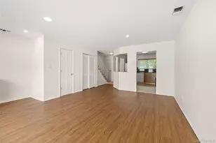 650 Newbridge Rd, East Meadow, NY 11554 - Photo 5