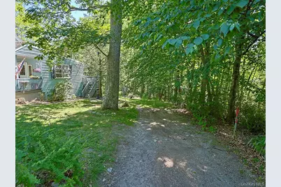 16 Highview Avenue, Wurtsboro, NY 12790 - Photo 23