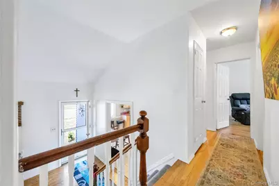 112 Washington Street, Farmingdale, NY 11735 - Photo 19