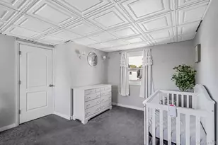 168 W 21st St, Deer Park, NY 11729 - Photo 21