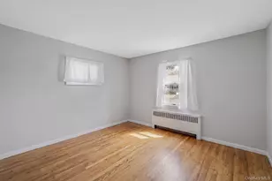 168 W 21st St, Deer Park, NY 11729 - Photo 15
