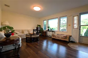 12 Walnut Ln, Middletown, NY 10940 - Photo 5