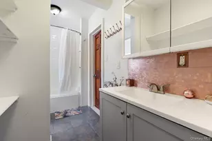88-15 Commonwealth Blvd, Bellerose, NY 11426 - Photo 9