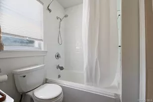 88-15 Commonwealth Blvd, Bellerose, NY 11426 - Photo 13