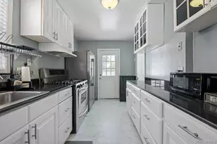88-15 Commonwealth Blvd, Bellerose, NY 11426 - Photo 5