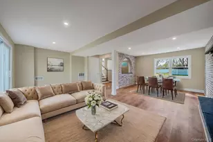 25 Greentree Dr, Oakdale, NY 11769 - Photo 25