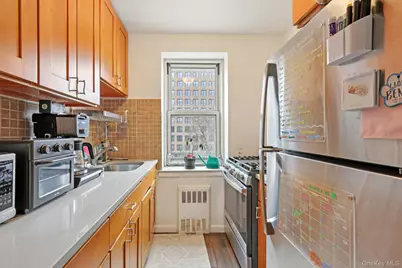 30 N Broadway #5H, White Plains, NY 10601 - Photo 15