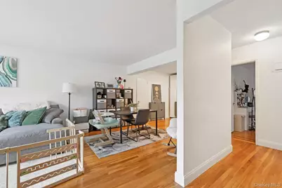 30 N Broadway #5H, White Plains, NY 10601 - Photo 21