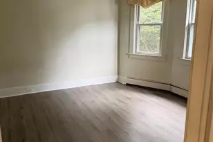 7 Chestnut St, Westbury, NY 11590 - Photo 5