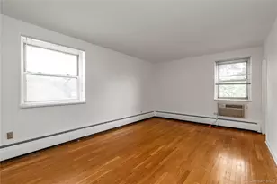 45 Hill Park Ave, Great Neck, NY 11021 - Photo 13