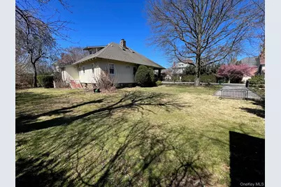 8 Bogart Avenue, Port Washington, NY 11050 - Photo 23