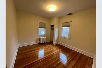 8 Bogart Avenue, Port Washington, NY 11050 - Photo 7
