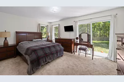 283 Railroad Avenue, Center Moriches, NY 11934 - Photo 13