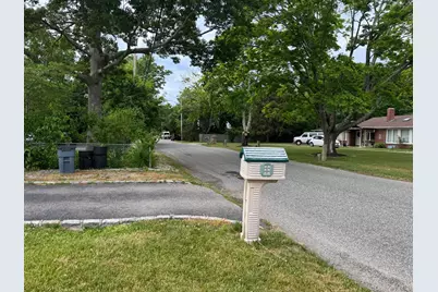 218 Bayview Drive, Mastic Beach, NY 11951 - Photo 15