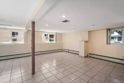 7 Margaret Drive, Plainview, NY 11803 - Photo 15