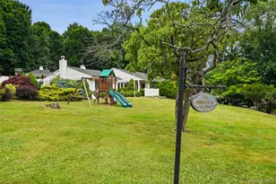 14 Brisman Dr, Thiells, NY 10984 - Photo 3