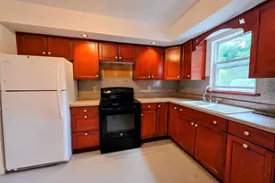 3 Abbey Rd, Hyde Park, NY 12538 - Photo 9