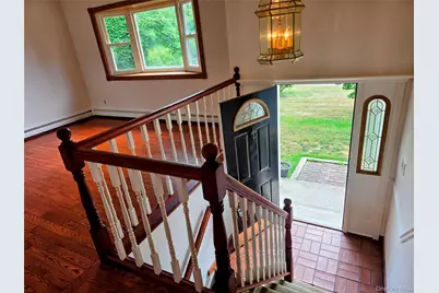 3 Abbey Road, Hyde Park, NY 12538 - Photo 3