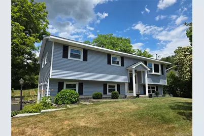 3 Abbey Road, Hyde Park, NY 12538 - Photo 1