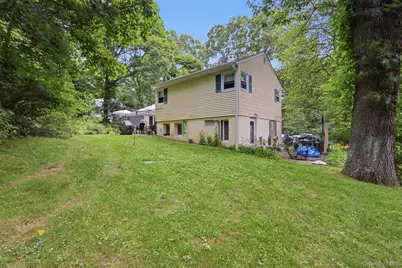 4 Lorraine Road, South Salem, NY 10590 - Photo 17