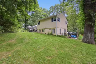 4 Lorraine Rd, South Salem, NY 10590 - Photo 17
