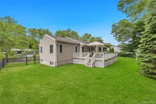 4 Long Hill Rd, Smithtown, NY 11787 - Photo 37