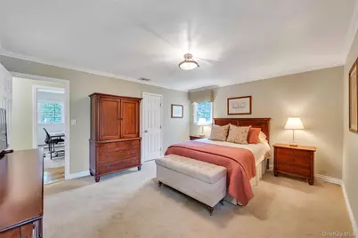 4 Long Hill Road, Smithtown, NY 11787 - Photo 19