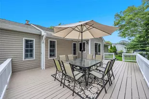 4 Long Hill Rd, Smithtown, NY 11787 - Photo 33