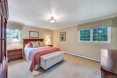 4 Long Hill Road, Smithtown, NY 11787 - Photo 17