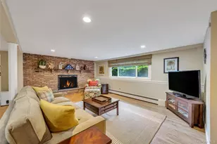 4 Long Hill Rd, Smithtown, NY 11787 - Photo 25