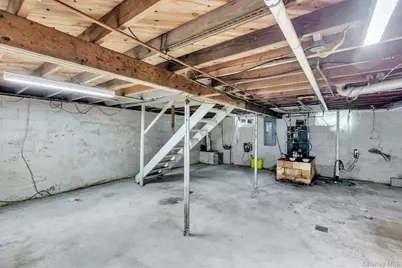 96 Washington Drive, Mastic Beach, NY 11951 - Photo 19