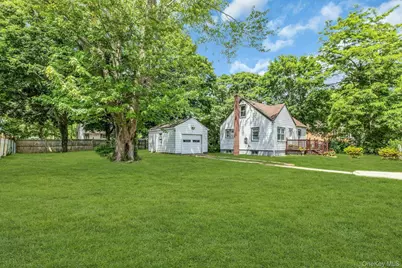 96 Washington Drive, Mastic Beach, NY 11951 - Photo 5