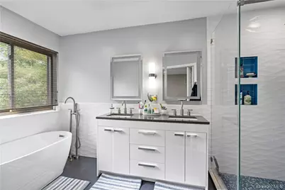 17 Top Of The Rdg #A5, Mamaroneck, NY 10543 - Photo 13