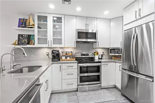 17 Top of the Ridge, Mamaroneck, NY 10543 - Photo 7