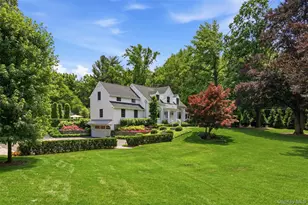 1920 Midlane, Muttontown, NY 11791 - Photo 5