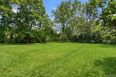 1920 Midlane, Muttontown, NY 11791 - Photo 29