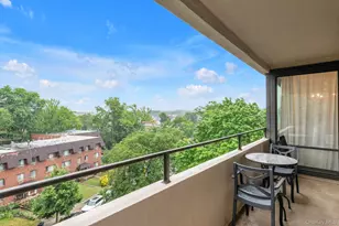 10-24 166 St St, Whitestone, NY 11357 - Photo 11