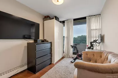 10-24 166 St. Street #7C, Whitestone, NY 11357 - Photo 9
