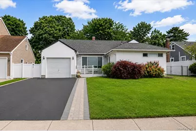 512 Farmranch Road E, Bethpage, NY 11714 - Photo 1