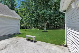 702 Pebble Beach Path, Riverhead, NY 11901 - Photo 15