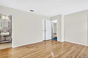 726 University St, Valley Stream, NY 11581 - Photo 11