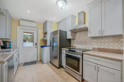 86 Jesse Street, Freeport, NY 11520 - Photo 29