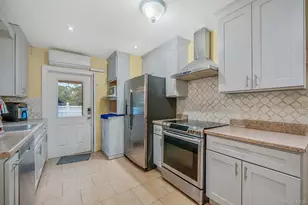 86 Jesse St, Freeport, NY 11520 - Photo 29